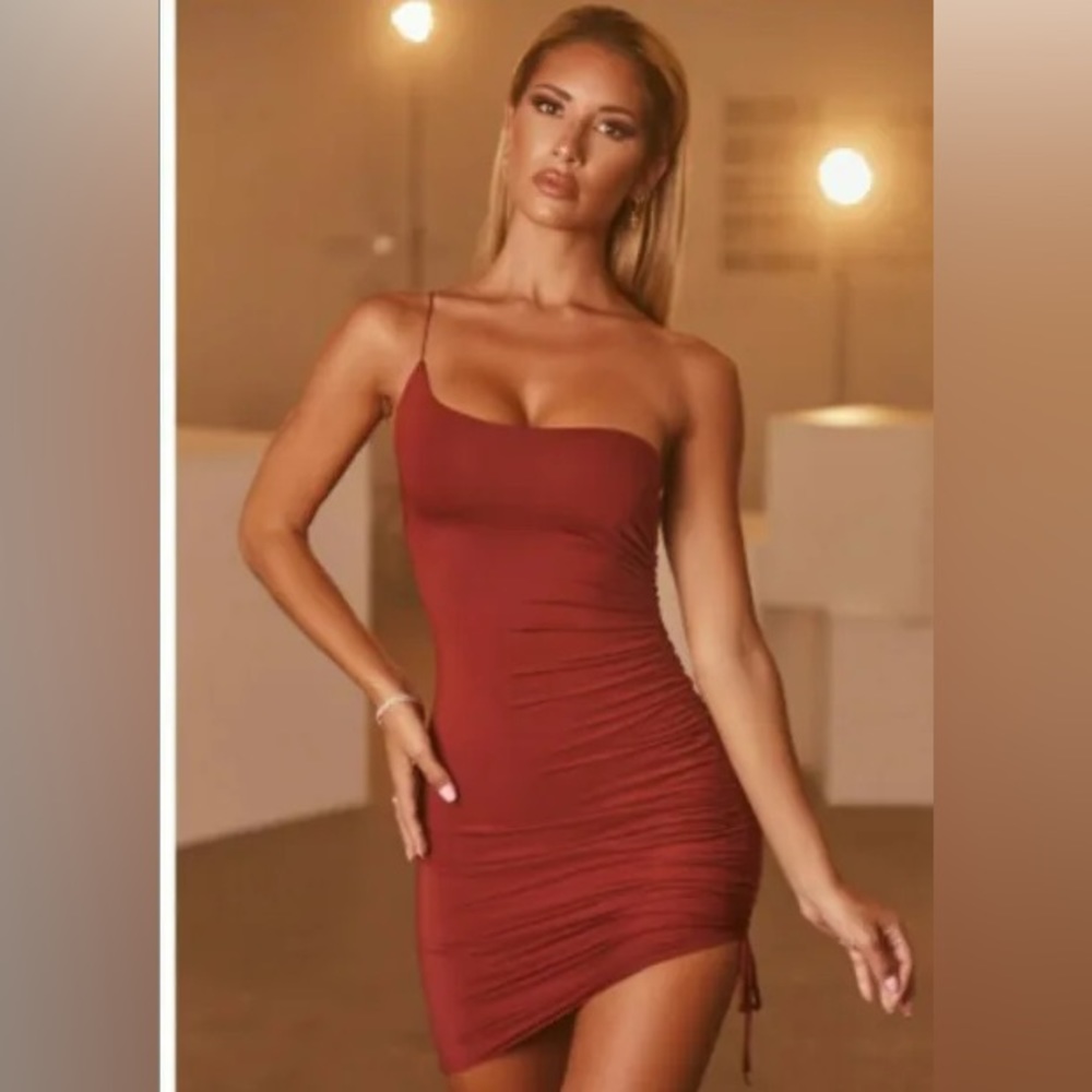 Oh Polly One Shoulder Mini Dress in Maroon